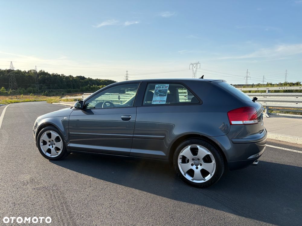 Audi A3 3-drzwiowe 1.6 Ambition - 7
