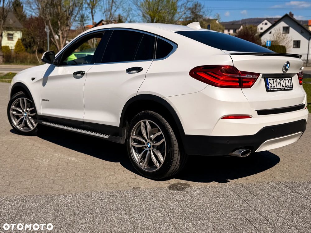 BMW X4 xDrive20d sport - 32