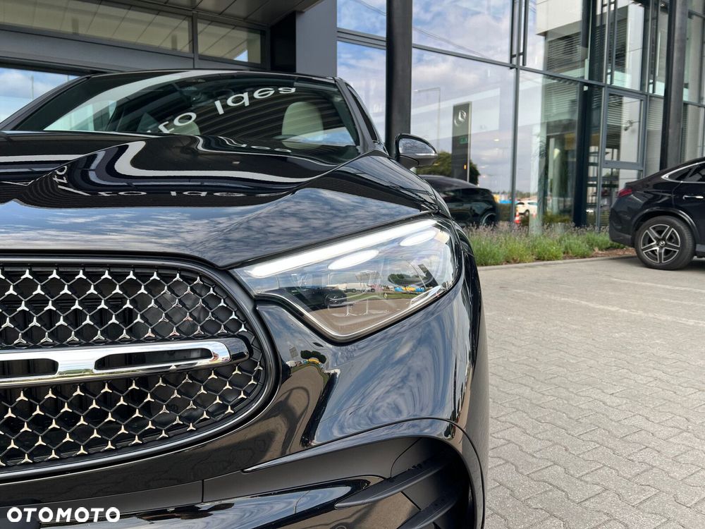 Mercedes-Benz GLC 220 d mHEV 4-Matic AMG Line - 4