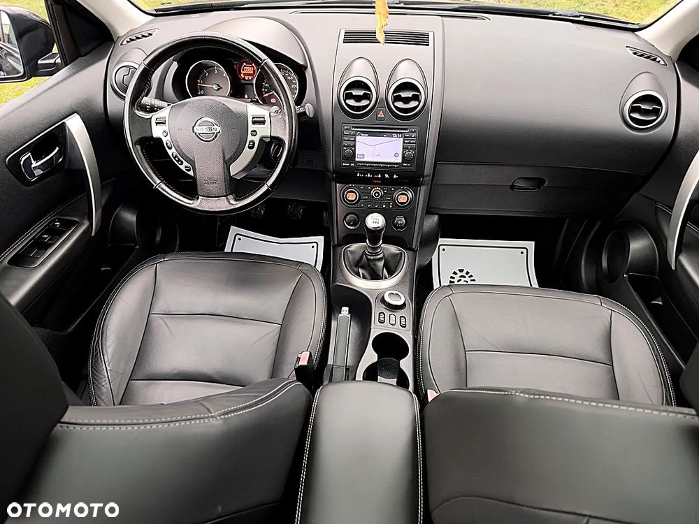 Nissan Qashqai+2 - 21