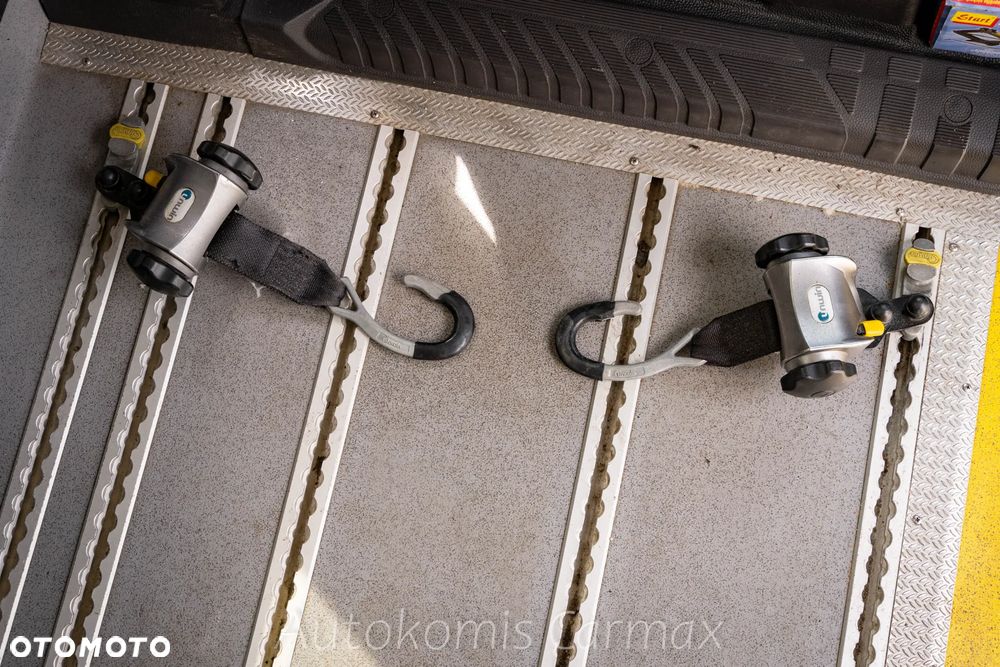 Ford Transit - 18