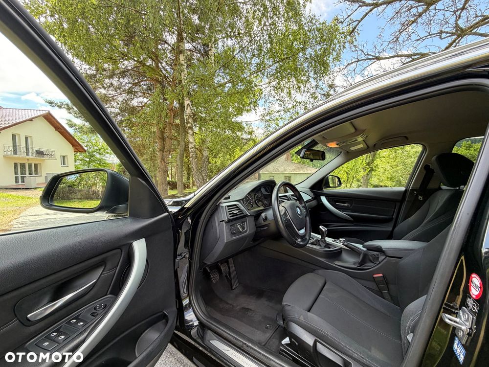 BMW Seria 3 316i Modern Line - 14