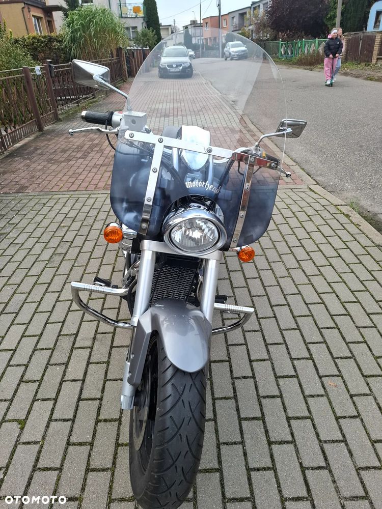 Suzuki Boulevard - 3