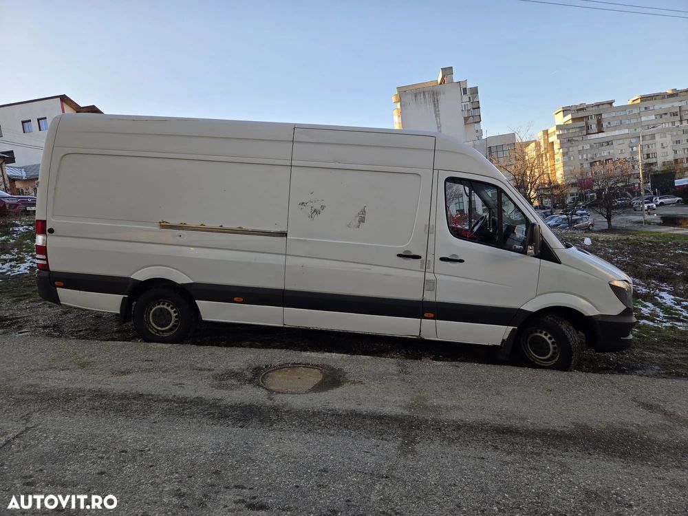 Mercedes-Benz Sprinter - 5