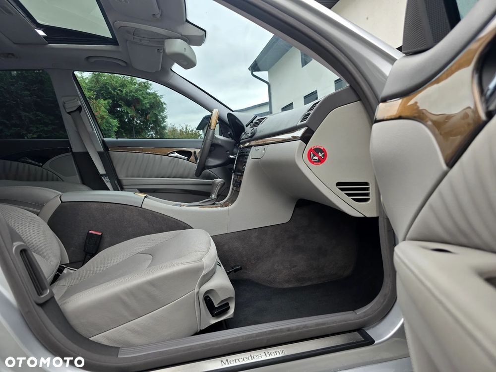 Mercedes-Benz Klasa E 320 CDI 4-Matic Avantgarde - 11