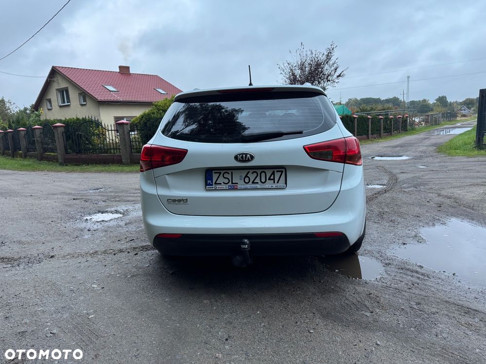 Kia Ceed - 6