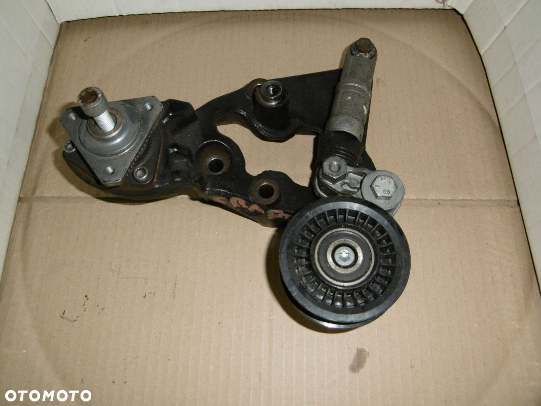CRAFTER 2.5TDI ŁAPA UCHWYT WISKOZY NAPINACZ PASKA - 2