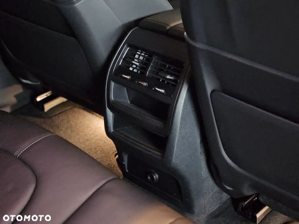 BMW X5 xDrive25d - 37