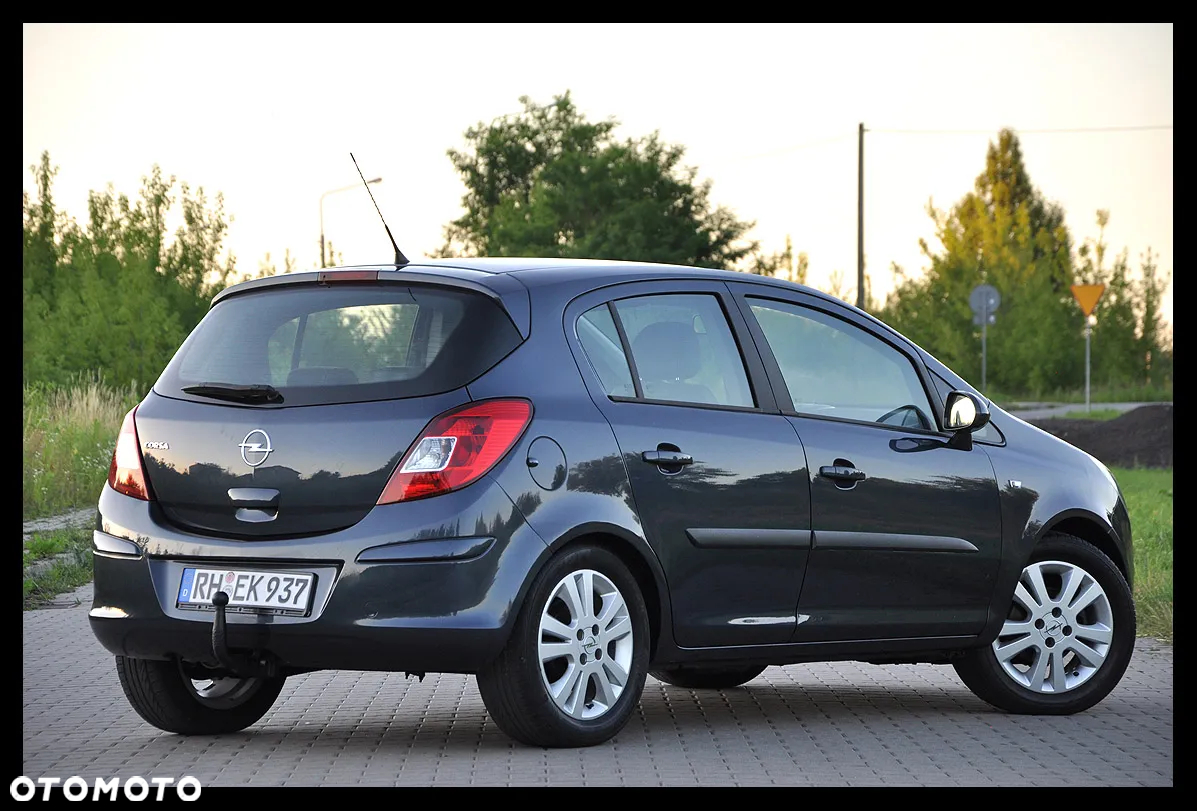 Opel Corsa 1.2 Innovation - 4