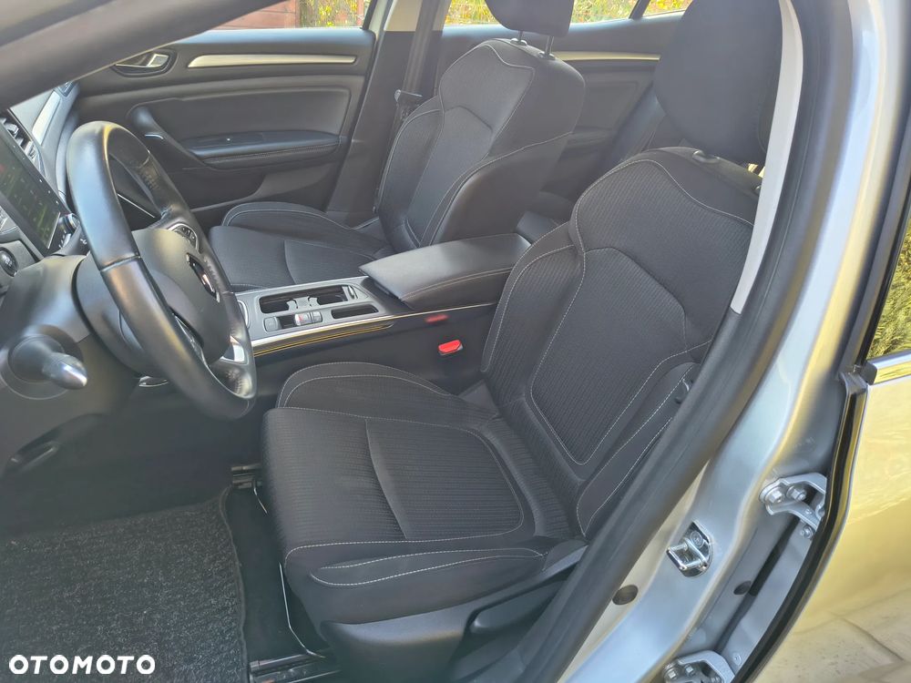 Renault Megane 1.5 Blue dCi Intens - 18