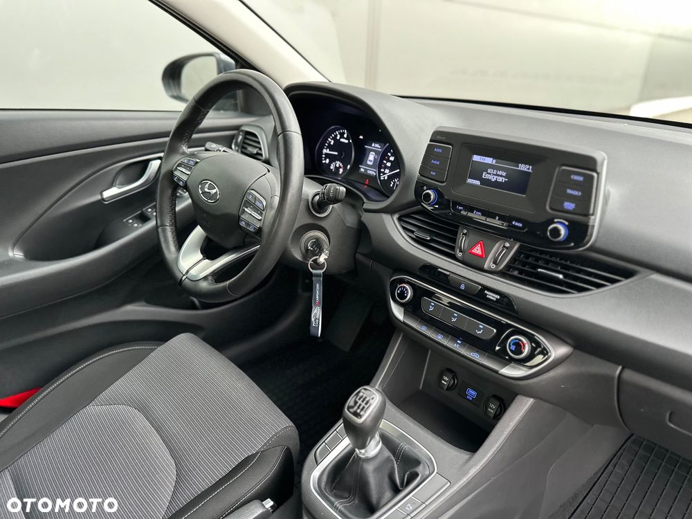 Hyundai i30 1.5 DPI Modern - 13