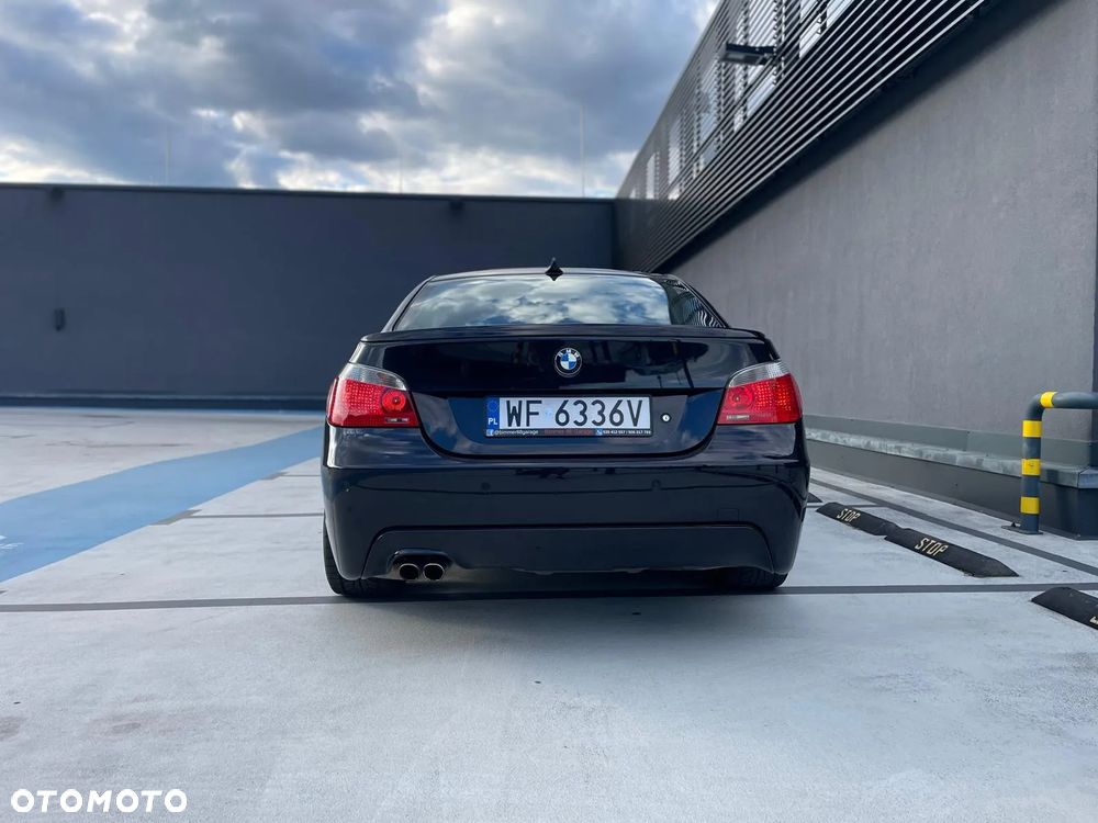 BMW Seria 5 530i - 7
