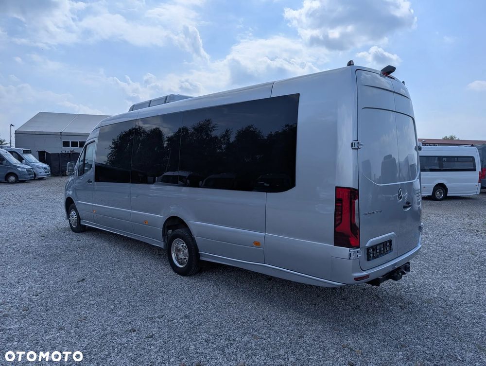 Mercedes-Benz Sprinter 519 - 10