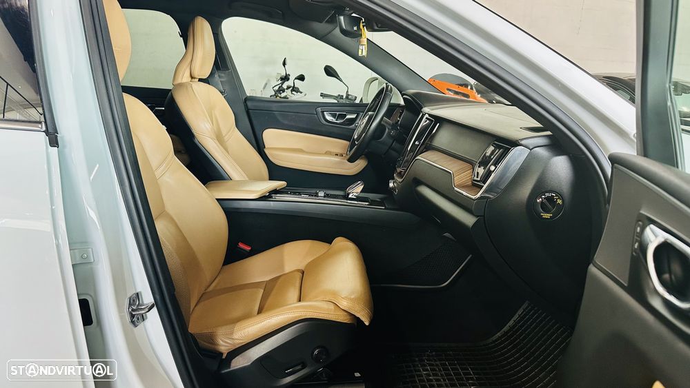 Volvo XC 60 2.0 T6 PHEV Inscription AWD - 21