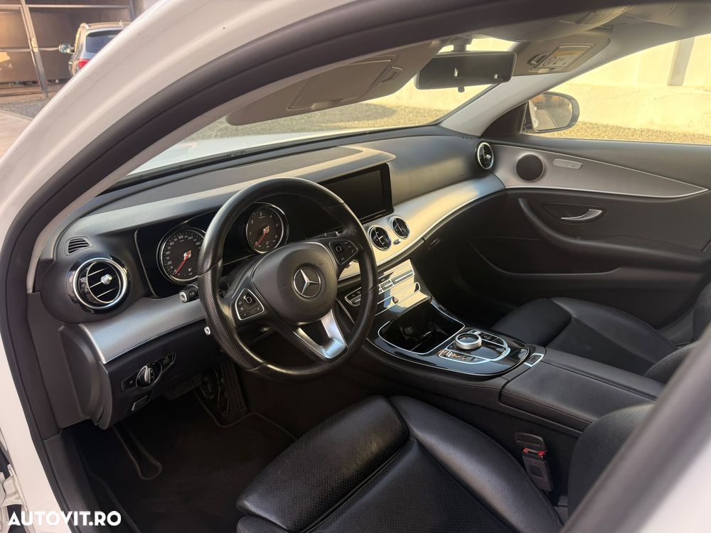 Mercedes-Benz E 2017 photo 5