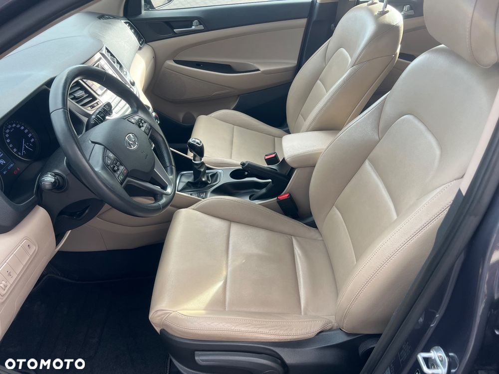 Hyundai Tucson - 13