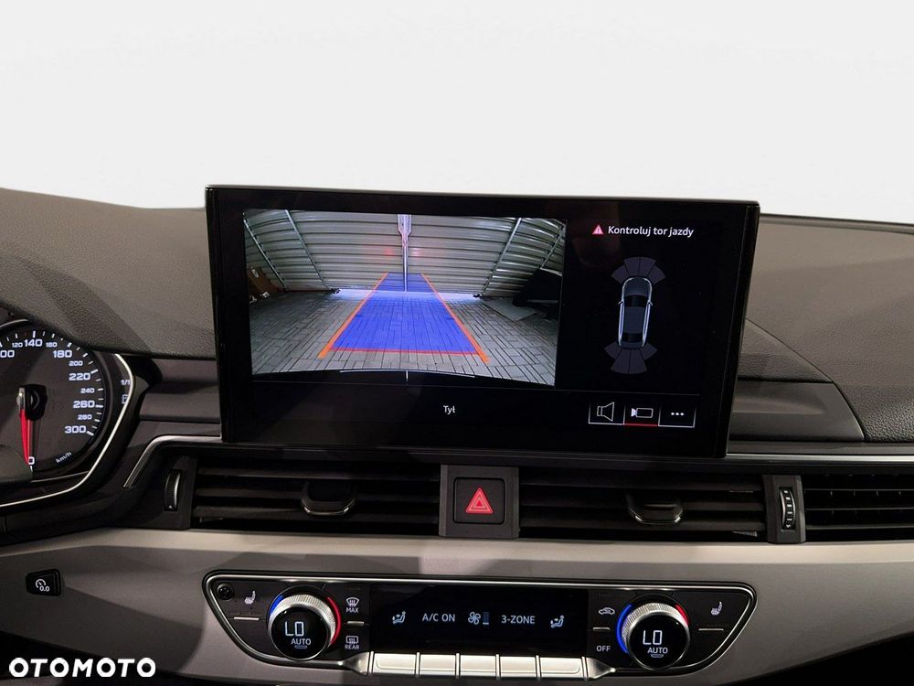 Audi A4 Limousine - 27