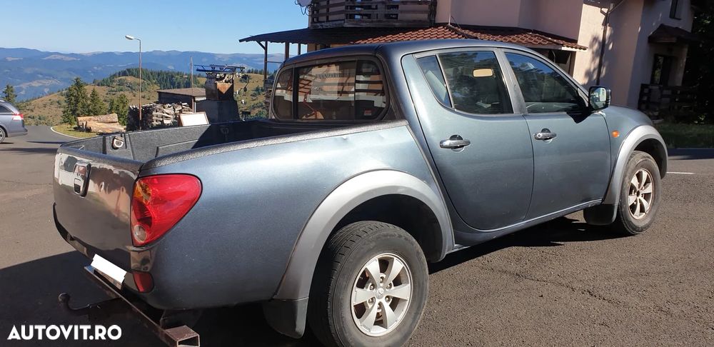 Mitsubishi L200 Double Cab 2.5 M/T Intense A89 - 6