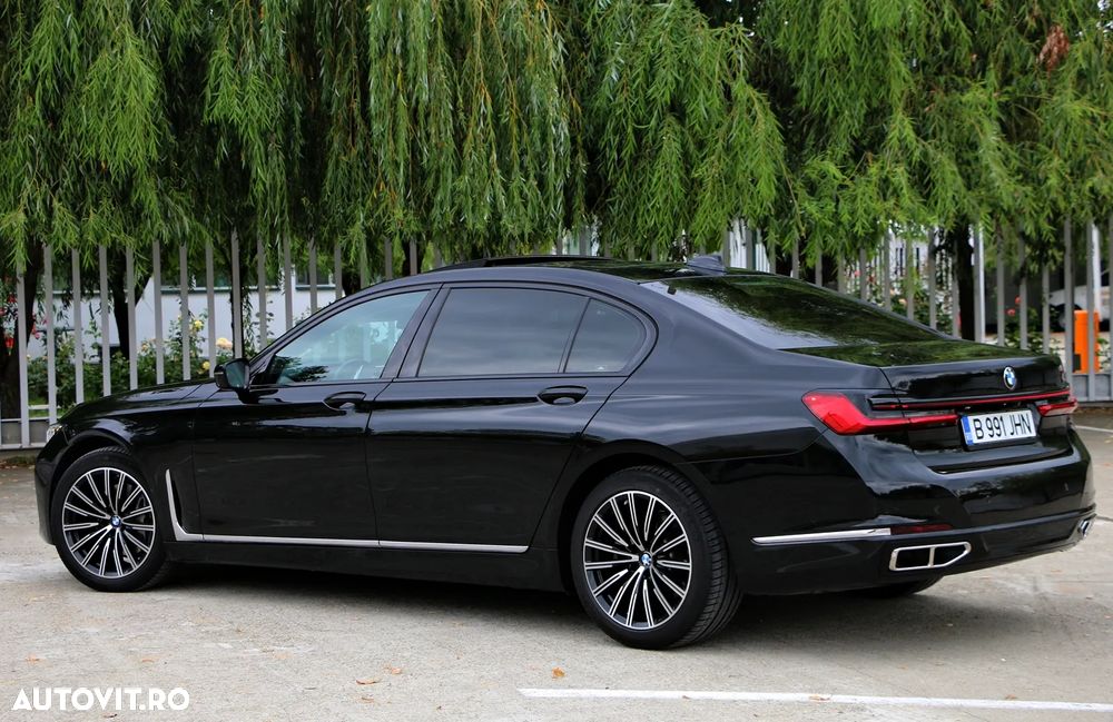 BMW Seria 7 740Li xDrive - 14