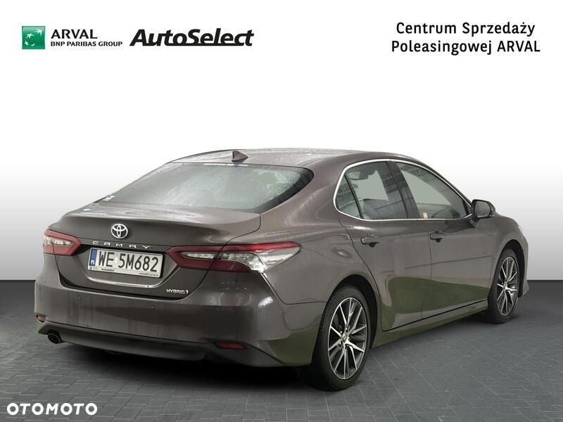 Toyota Camry 2.5 Hybrid Executive CVT - 6