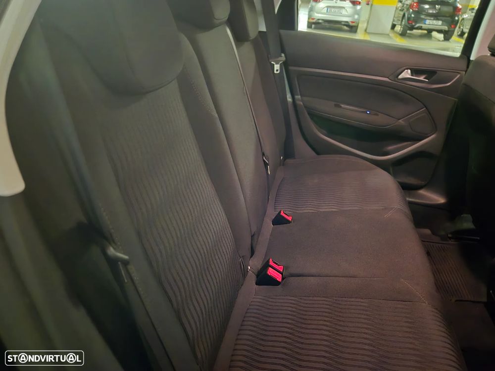 Peugeot 308 SW 1.6 BlueHDi Style - 30