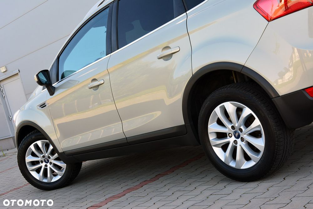 Ford Kuga 2.0 TDCi 2x4 Trend - 11