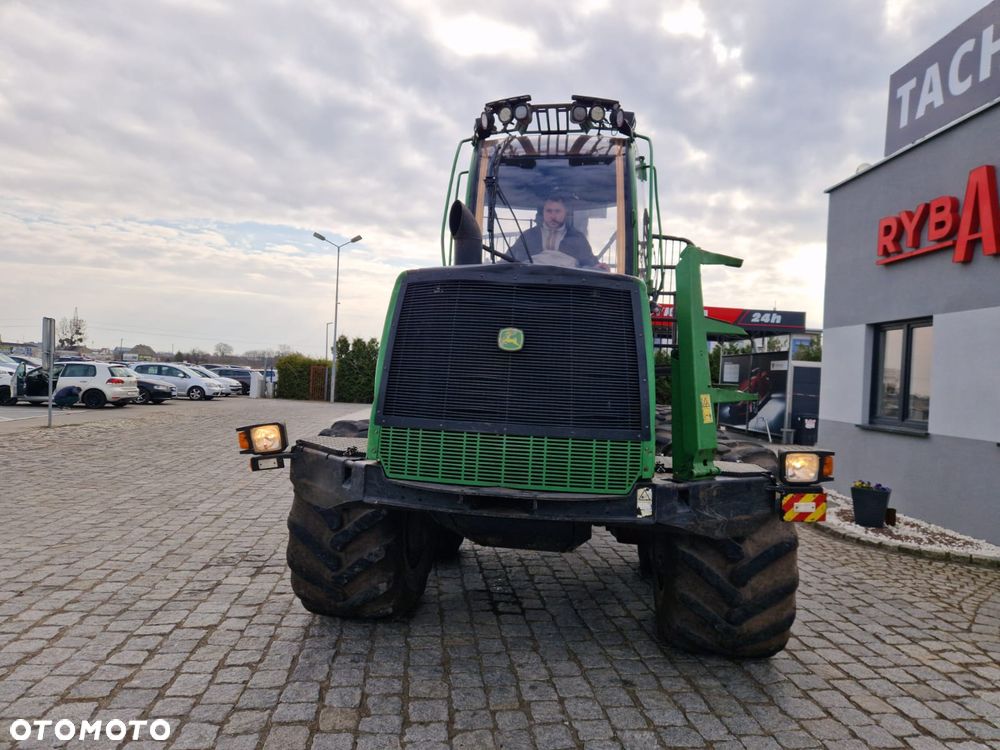 John Deere 1210E - 10