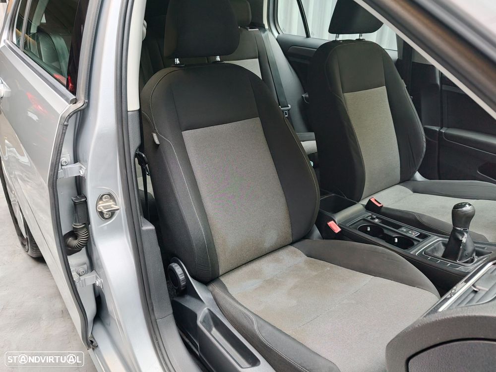 VW Golf 1.6 BlueTDI Comfortline - 11