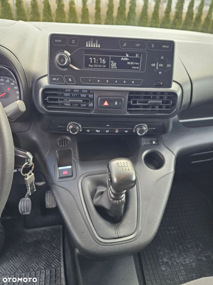 Opel COMBO - 20