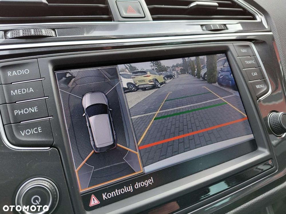 Volkswagen Tiguan - 10