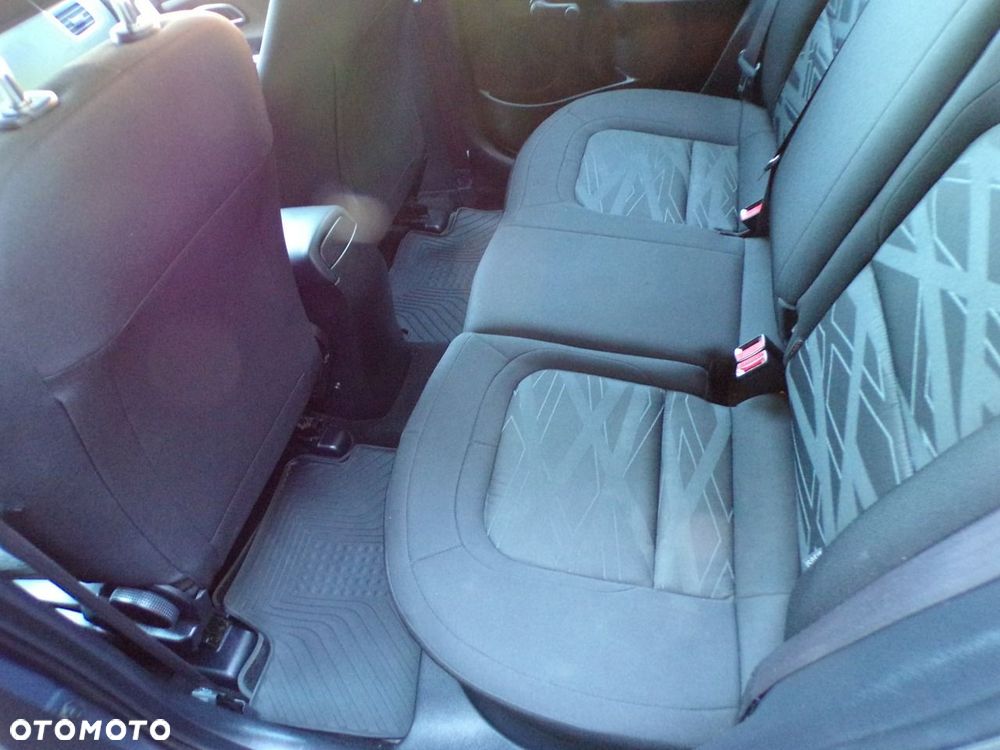 Kia Ceed - 24