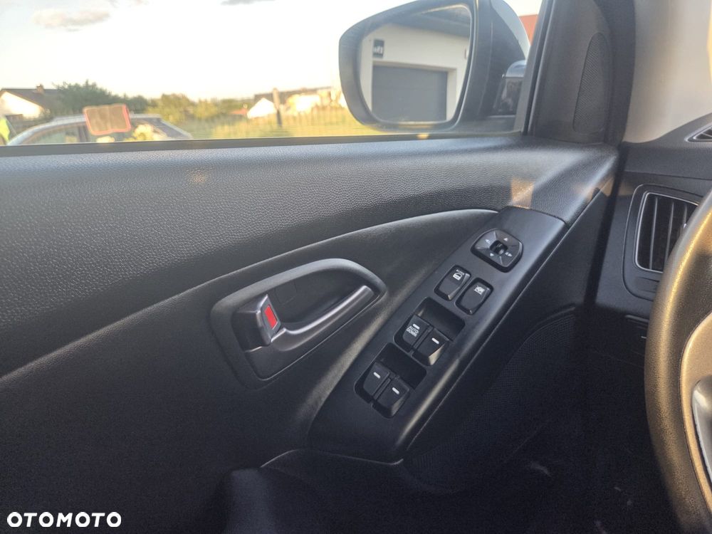 Hyundai ix35 1.6 2WD Comfort - 17