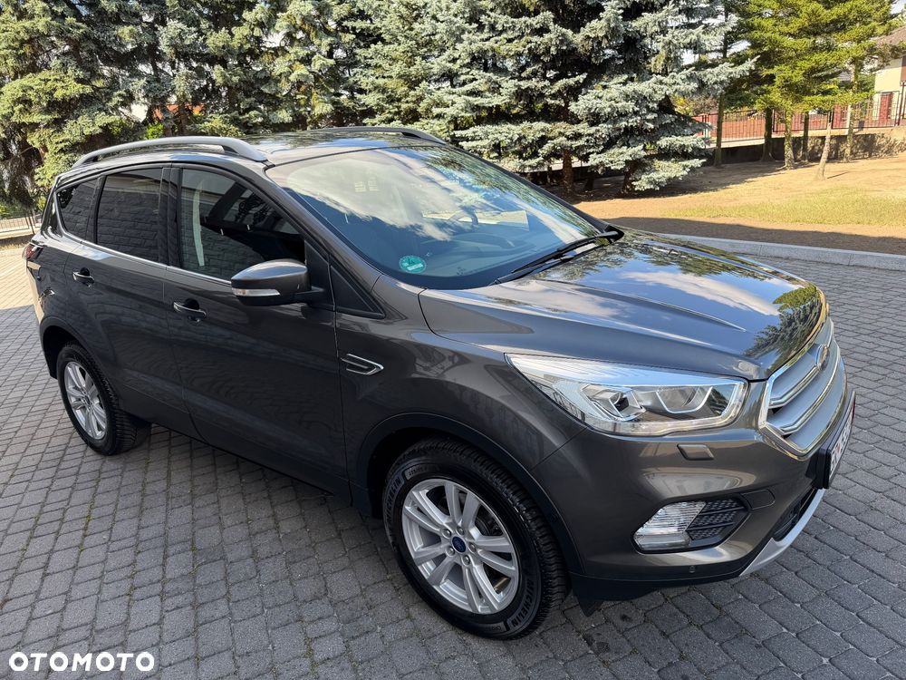 Ford Kuga 1.5 EcoBoost 2x4 Titanium - 10