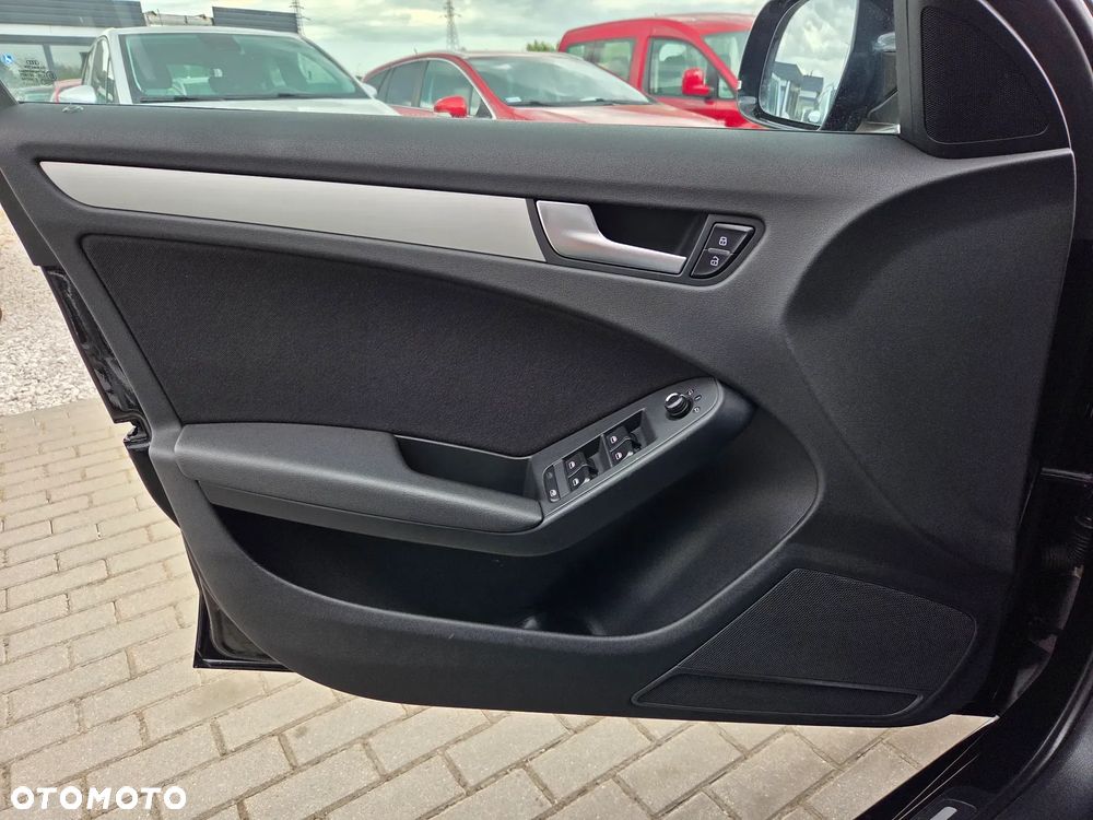 Audi A4 Avant 2.0 TDI DPF Ambition - 31