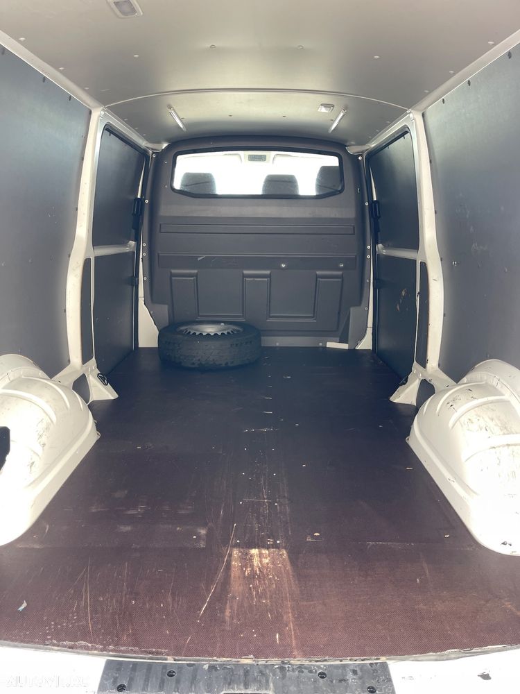 Volkswagen Transporter 2.0TDI  LUNG  2CULISANTE - 25