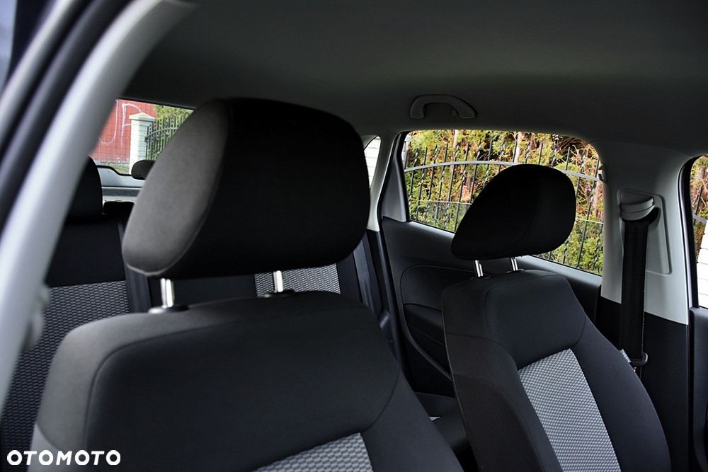 Volkswagen Polo 1.2 Comfortline - 28