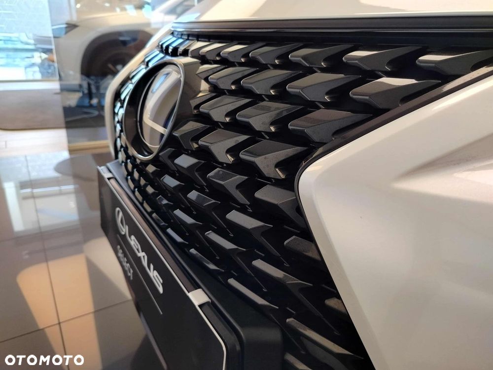 Lexus UX - 9