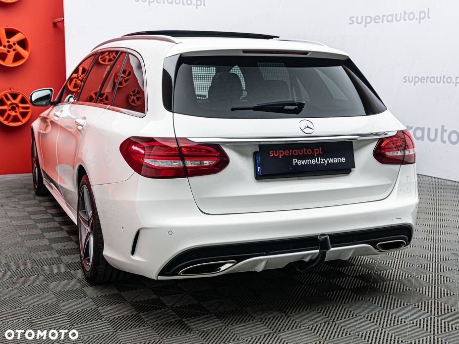 Mercedes-Benz Klasa C 300 9G-TRONIC - 27