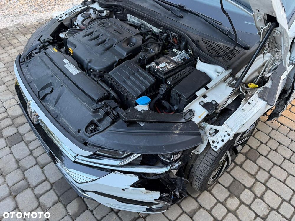 Volkswagen Arteon 2.0 TDI SCR R-Line DSG - 12