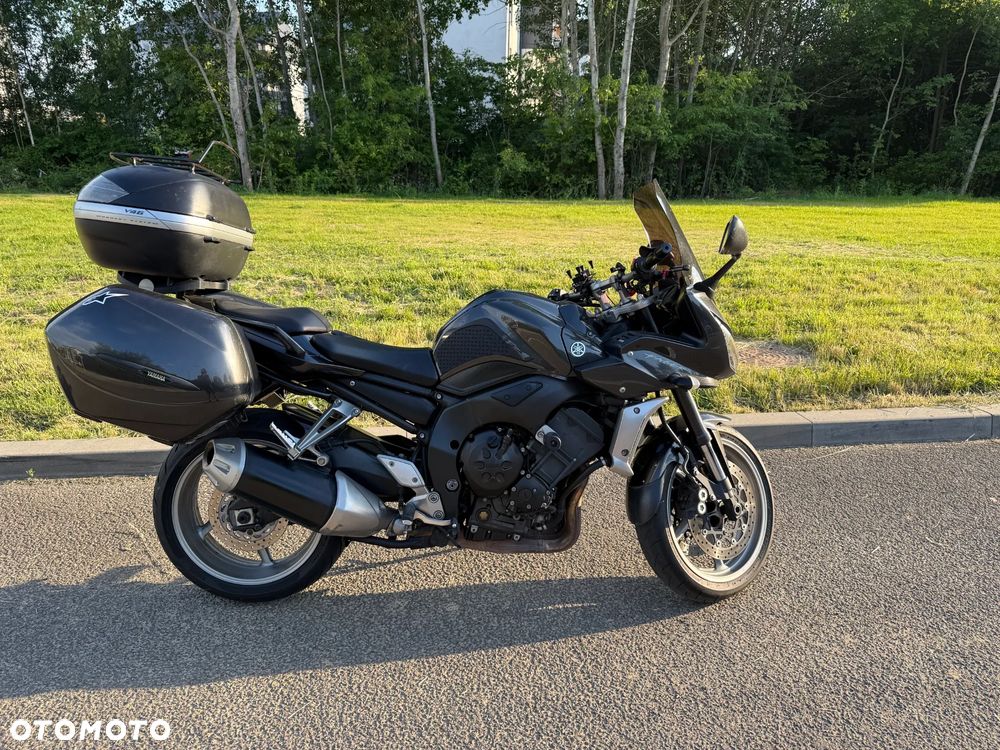 Yamaha FZ - 10