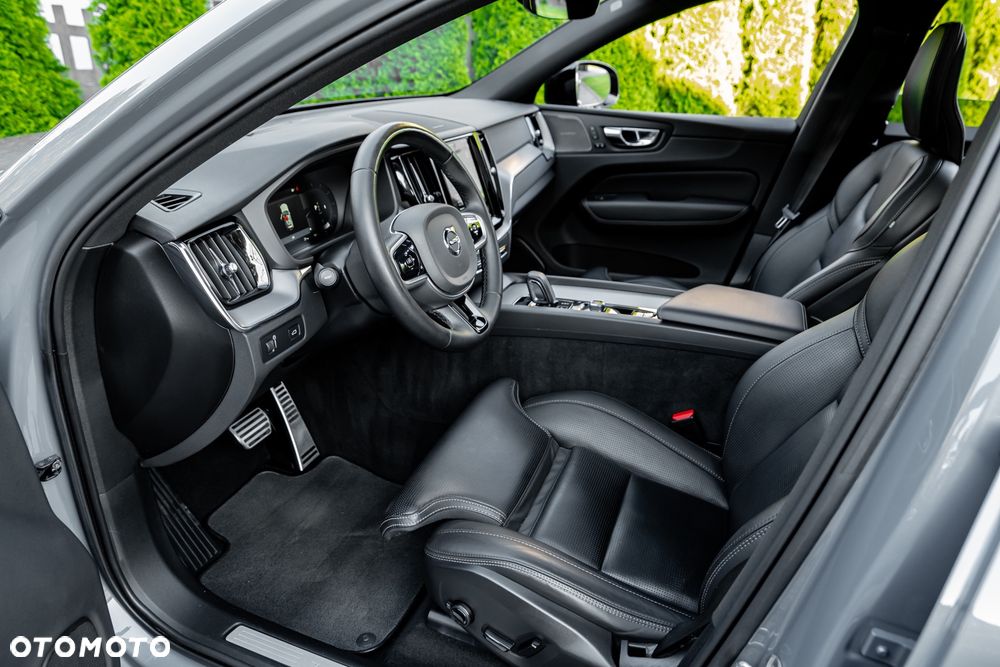 Volvo XC 60 B5 D AWD Geartronic RDesign - 16