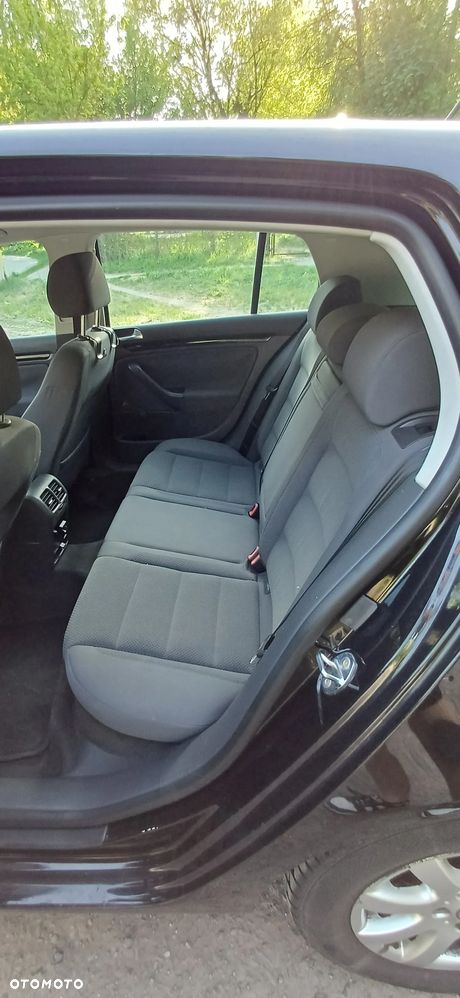 Volkswagen Golf - 17