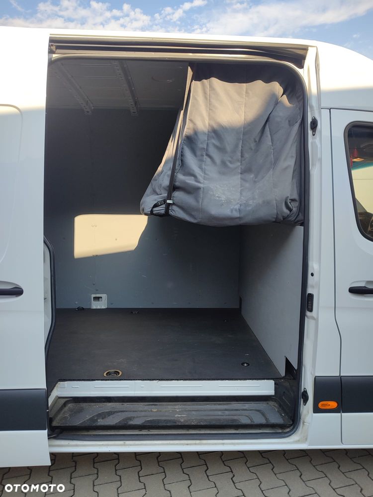 Mercedes-Benz SPRINTER - 7