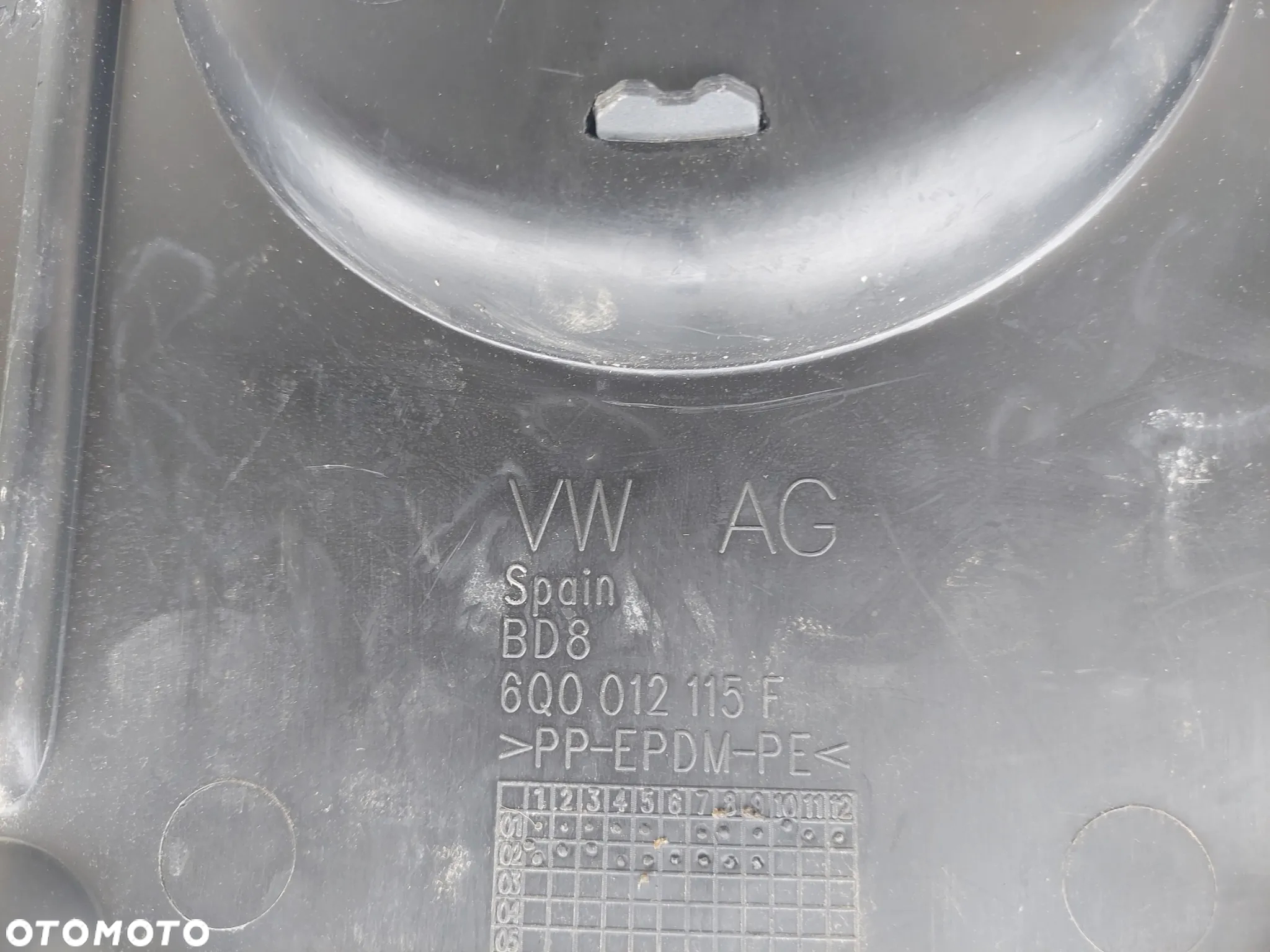 LEWAREK UCHO KLUCZ Wkład Koła Zapasowego VW POLO 9N 6Q0012115F - 4