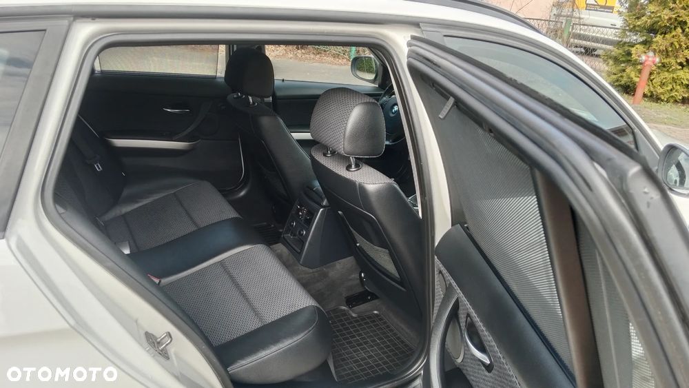 BMW Seria 3 318d DPF Edition Exclusive - 10