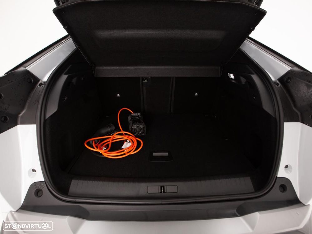 Peugeot E-3008 73 kWh Allure - 11