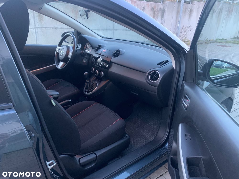 Mazda 2 1.3 Exclusive - 9