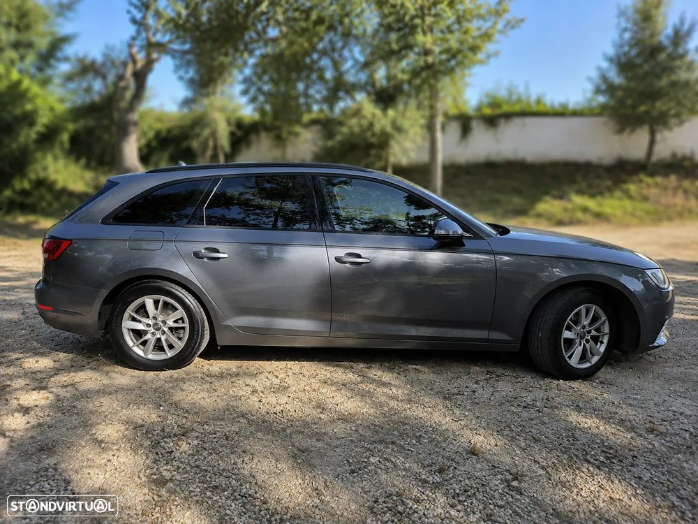 Audi A4 Avant 2.0 TDI Business Line - 3