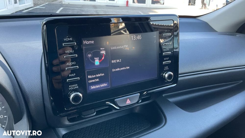 Toyota Yaris 1.5 VVT-i HSD Eco - 19