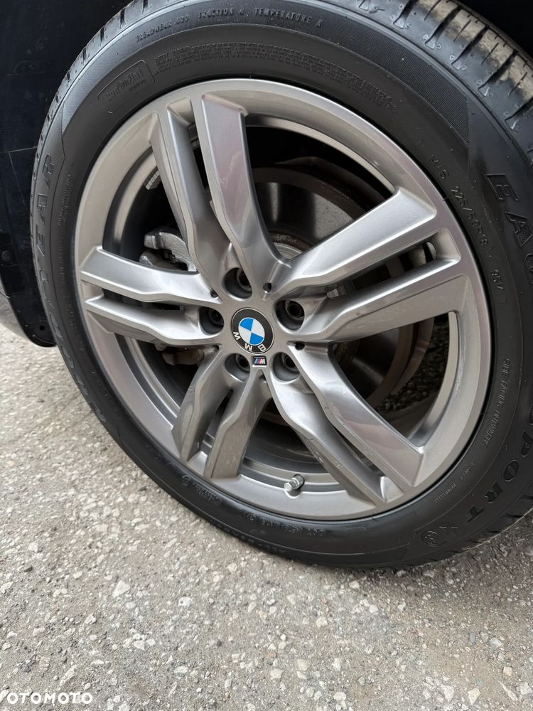 BMW X1 xDrive25i xLine sport - 17